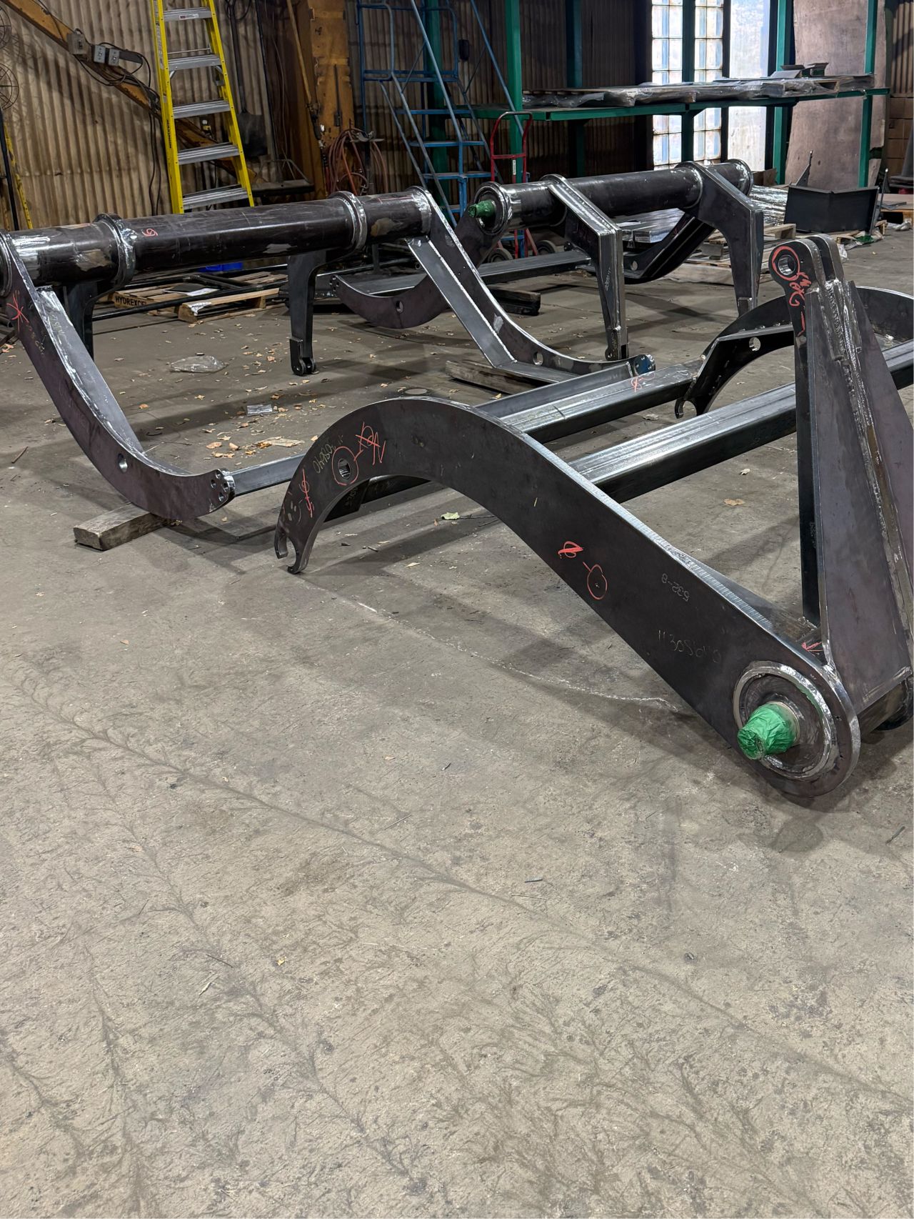 Basculeurs pour rouleaux de papier